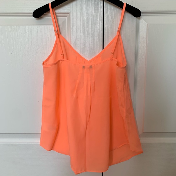 Aritzia Candy Peach chiffon tank size M - Picture 2 of 2